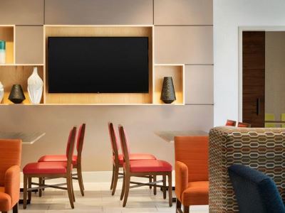 Express - S - West Warwick Area By Ihg Hotel 3*